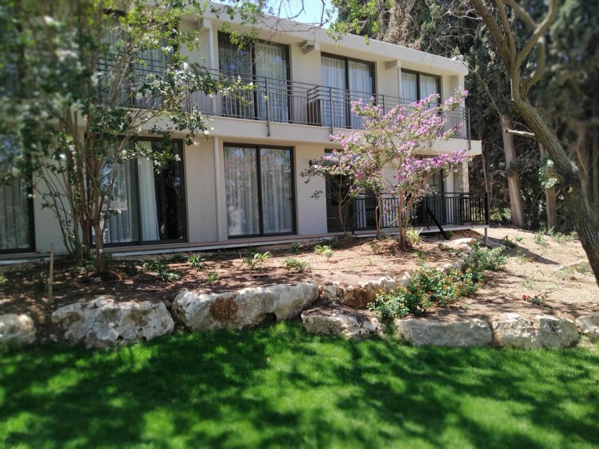 Kfar Giladi Hotel Екстер'єр фото